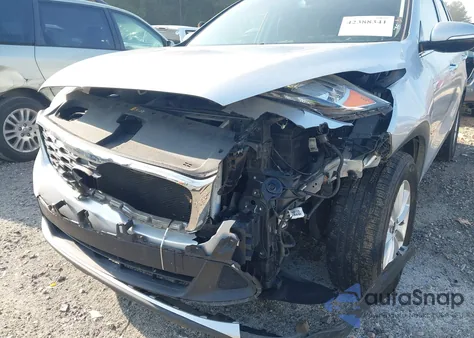 2019 Kia Sorento 2.4L Lx из США, поврежденный, VIN 5XYPGDA32KG439305